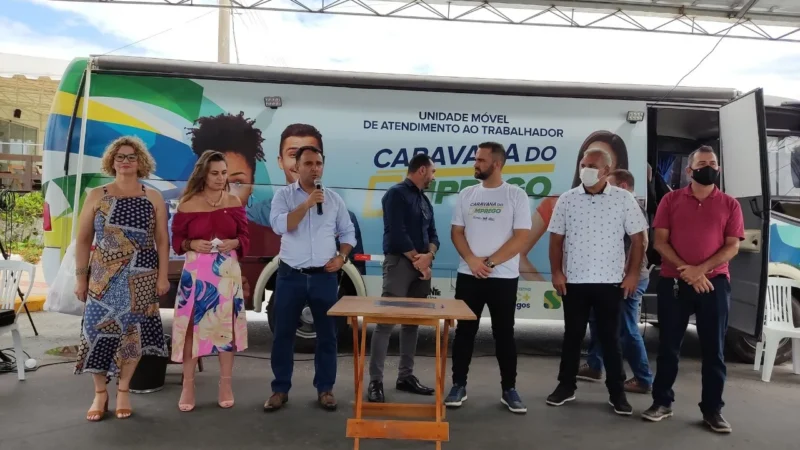 Caravana do Emprego atende 75 pessoas em Balneário Gaivota