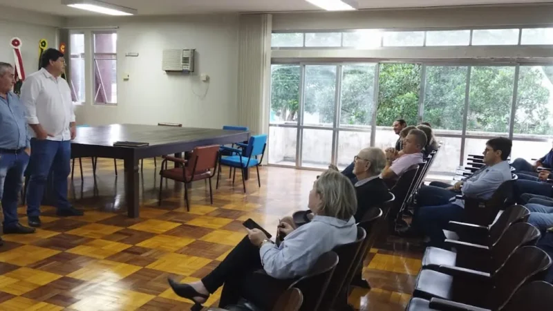 Prefeito de Turvo entra em férias e transmite cargo ao vice