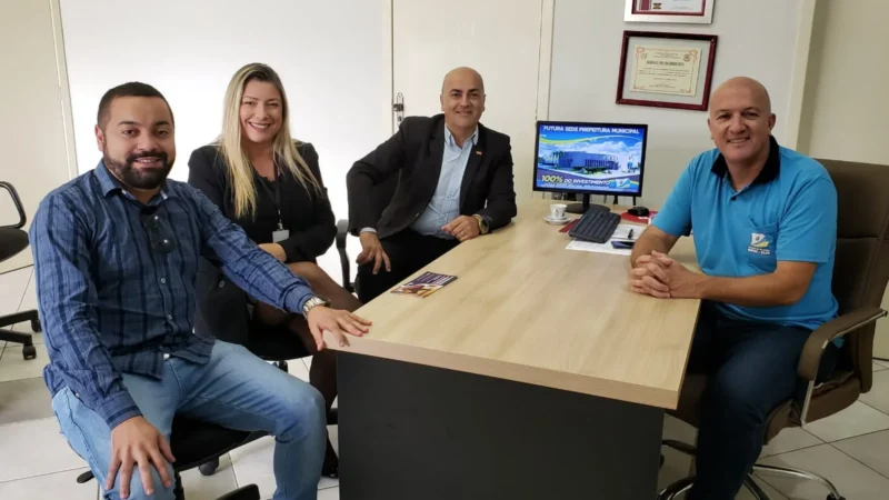 Presidente da Santur visita Balneário Arroio do Silva