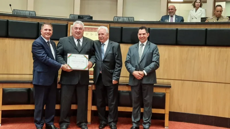 Sistema Faesc/Senar-SC é homenageado pelos 15 anos da certificação de SC como área livre de febre aftosa sem vacinação