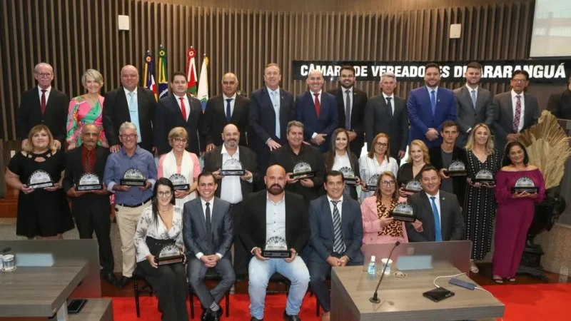 Câmara de Araranguá outorga Troféu Destaque Profissional a 15 comerciários de Araranguá