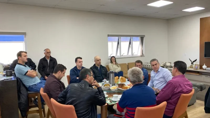 Prefeito de Ermo, junto ao secretariado, faz visita à Bendo Transportes