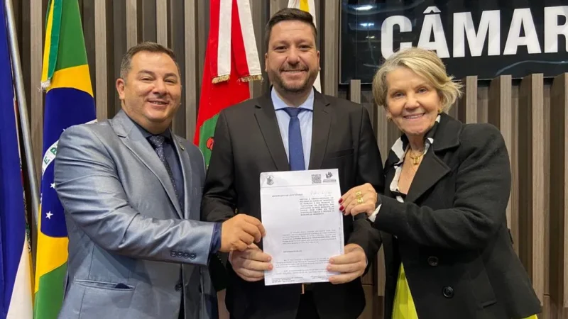 Vereador Samuca, Lena e Jair Anastácio querem incluir que técnica de desengasgo no pré-natal