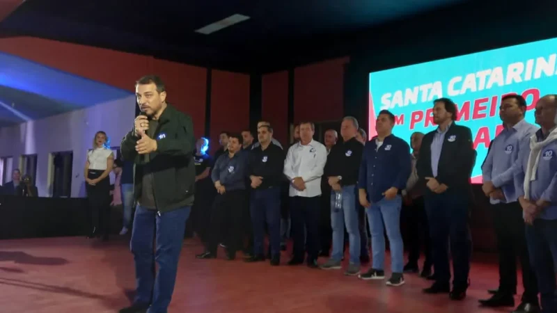 GOVERNADOR TEM RECEPÇÃO DE PESO EM ARARANGUÁ; MDB REÚNE PRÉ-CANDIDATOS DIA 15; E MUITO MAIS