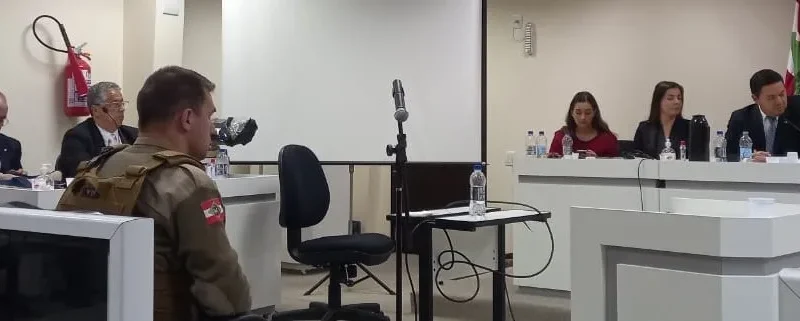 Cenário embolado das eleições/SC; Seif liberado; revelações do Caso Beto; e mais