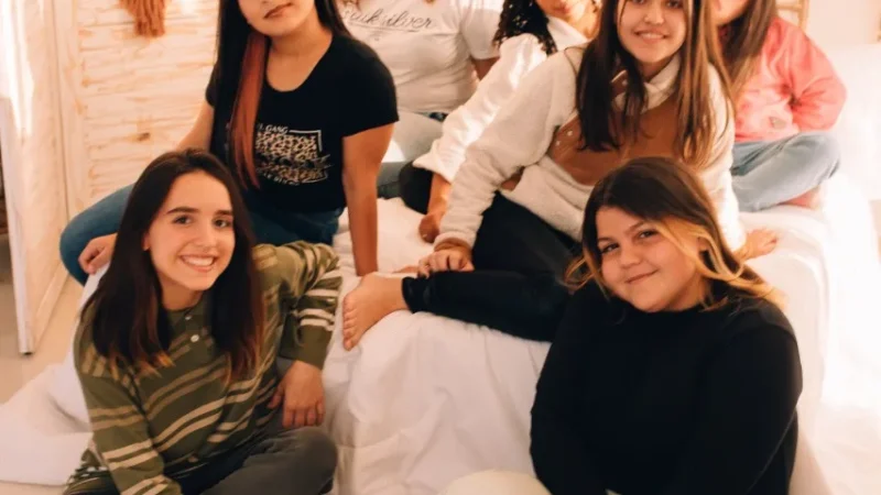 Hoje 04 de Agosto as 19:30. Teremos o JANTAR DE APRESENTAÇÃO das DEBUTANTES da Casa da Fraternidade na instituição.