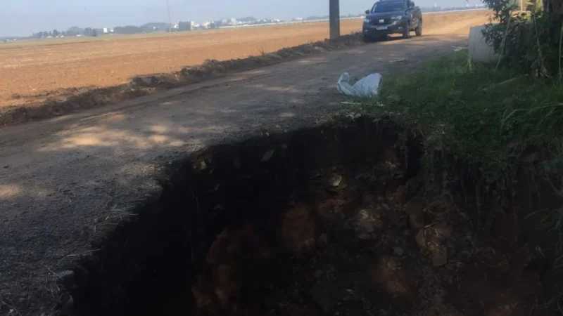 ESTRADA INTERROMPIDA NA SANGA DO MARCO