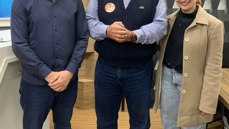 O senador do Novo; Ralf x Carlos Moisés; Amesc tem 15 candidatos a deputado; e mais