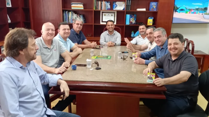 Disputa acirrada; Jorginho em vantagem; Moisés em Araranguá; Hang em campanha com Seif; fator MDB; e mais