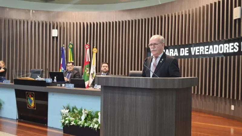 Moção de Repúdio de vereador do PL de Araranguá contra atos do presidente do TSE é aprovada