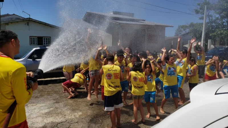 Projeto Golfinho envolve 173 estudantes em Balneário Arroio do Silva