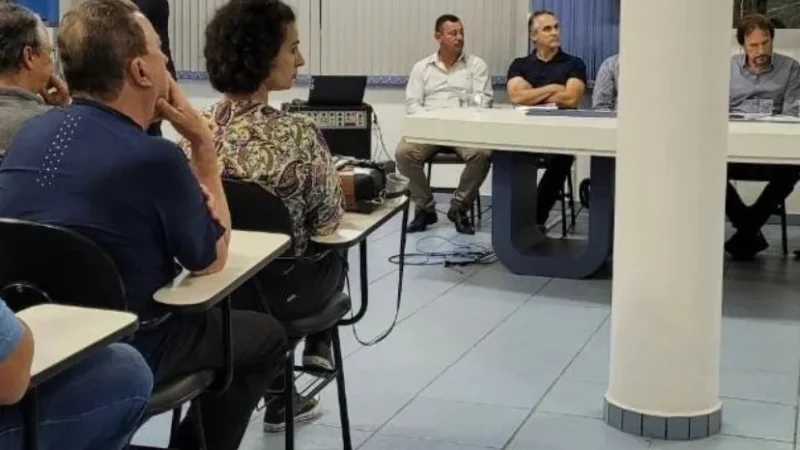 Auditório do SAMAE sedia reunião que debate retomada das obras da ponte entre Hercílio Luz e Morro dos Conventos