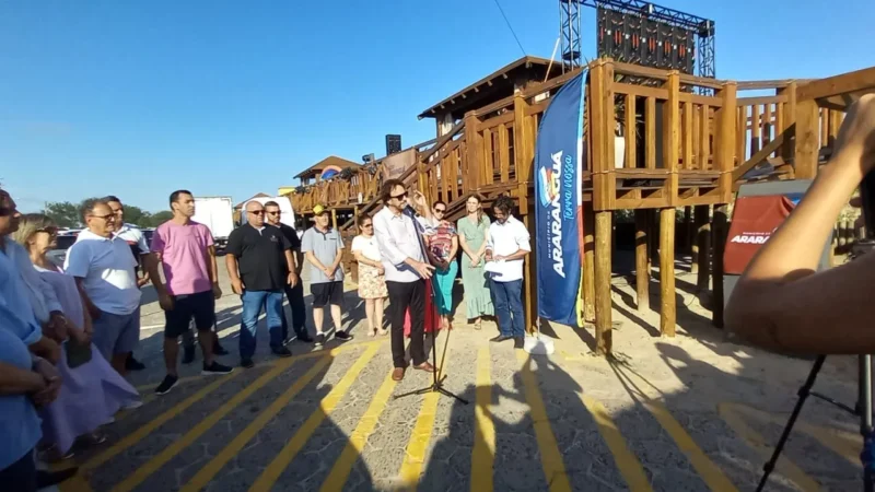 Obra histórica Lagoa da Serra, decks, praça, pavimentações e salva-vidas no Morro
