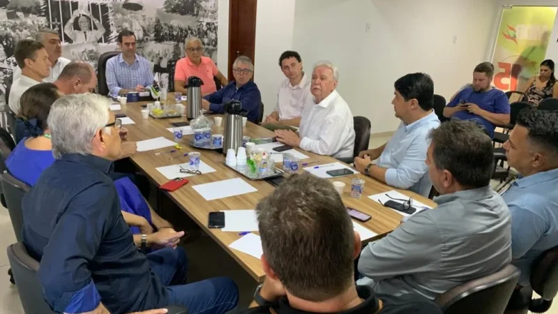 Movimentações da política estadual: MDB decide parceria; demandas regionais e posse na Alesc