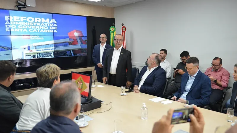 Governo propõe reforma administrativa a custo zero para aumentar eficiência da máquina pública