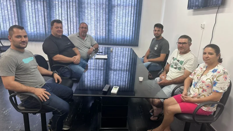 Departamento Turístico de Timbé se encontra com novos proprietários do Poço do Violão