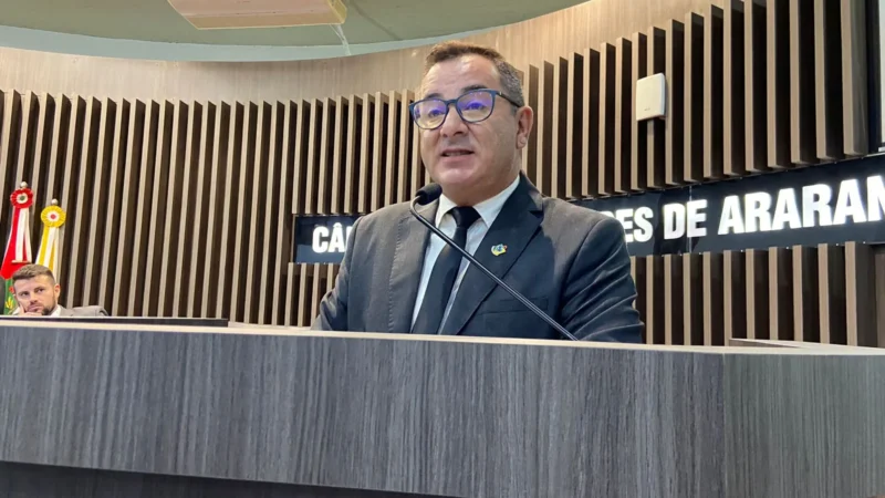 Vereador Jair Anastácio reivindica transporte universitário gratuito para estudantes de Araranguá