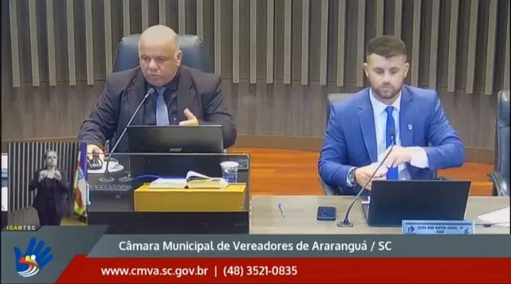 Fixação da barra; Comissões formadas em Maracajá e Araranguá; e a dança dos cargos em Maracajá