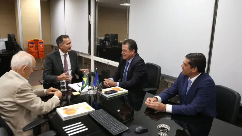 Minotto com ministro; liderança de Jorginho; novos  secretários; e mais