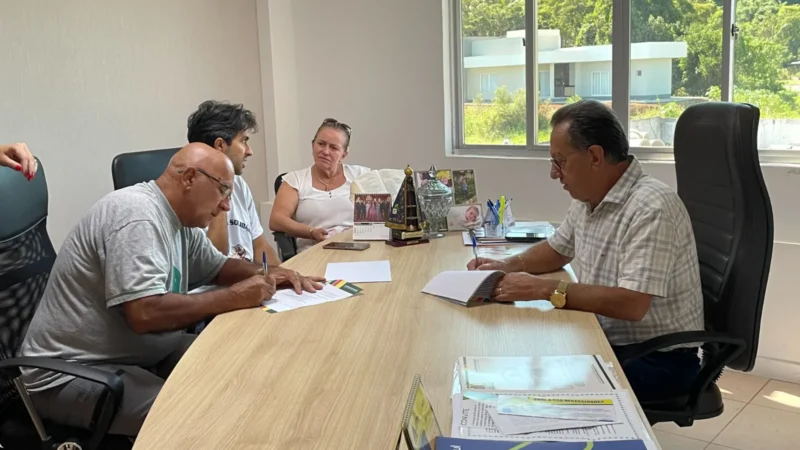Prefeitura de Maracajá assina convênio de repasse de R$ 81 mil para a APAE