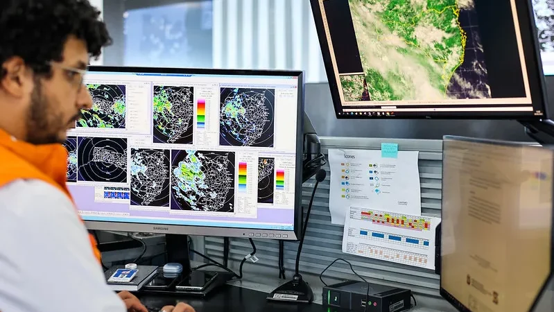 Defesa Civil mantém alerta para ciclone extratropical domingo na Amesc