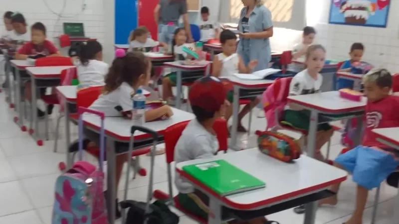 Ação sobre Autismo com estudantes de Escola de Maracajá