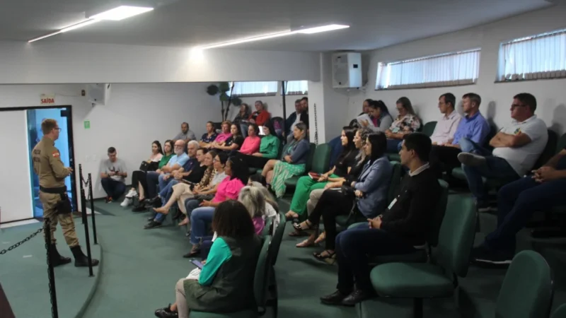 Segurança nas escolas: a importância da parceria entre polícia, pais e escolas