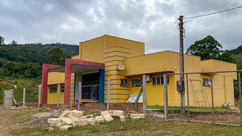 Moradores se mobilizam contra o fechamento da UBS de Rio de Dentro em Mampituba