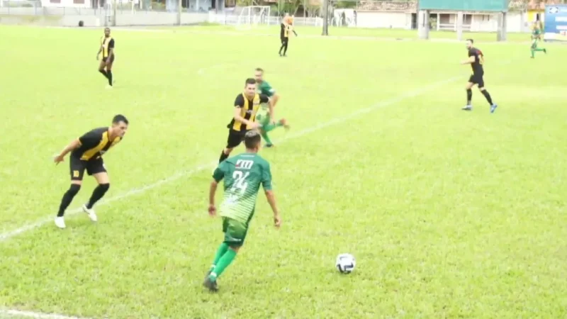 A bola começa a rolar pelo Campeonato de Futebol Suíço