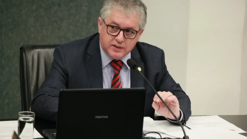 Tiago Zilli busca diagnóstico em busca da retomada das obras paradas nos municípios catarinenses
