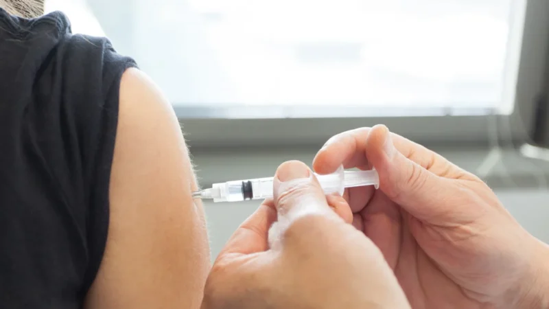 Vacinação contra a Influenza está disponível para todos acima dos seis meses