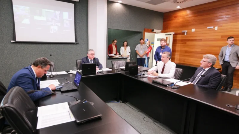 Audiência das obras paradas; governador e ex ministro na Amesc; Neguinho pode ser vice em Maracajá; e mais