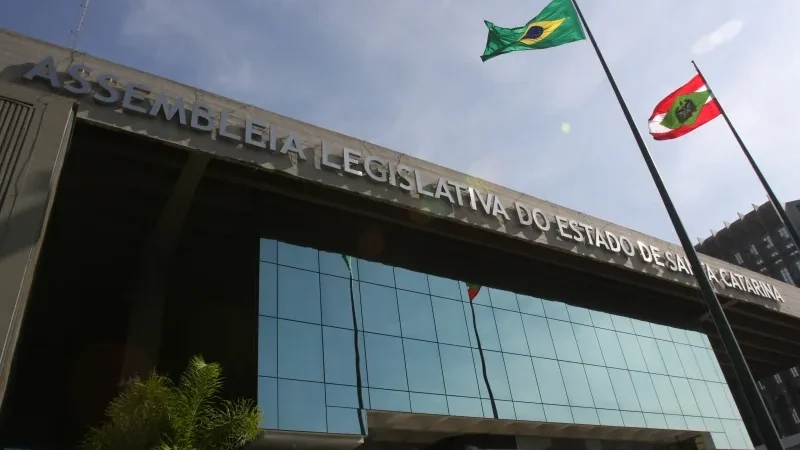 PL da Universidade Gratuita ganha ritmo na Alesc