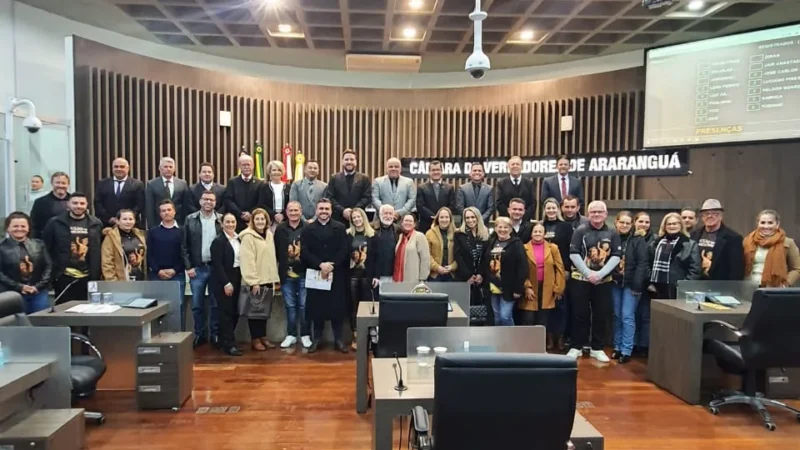 Padre Daniel Zilli divulga festa de São Cristóvão na Câmara