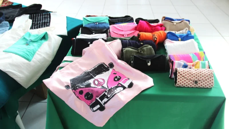 Parceria entre o CITI e alunos sombrienses produz bolsas ecologicamente corretas