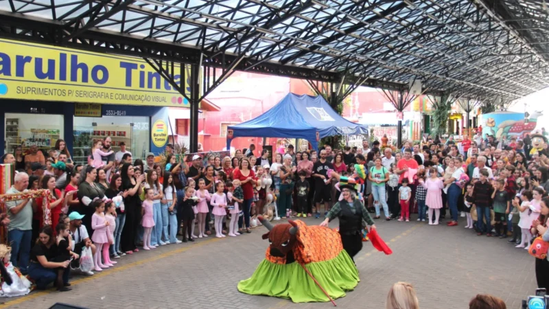 Arraial da Casa da Cultura movimenta o centro de Sombrio