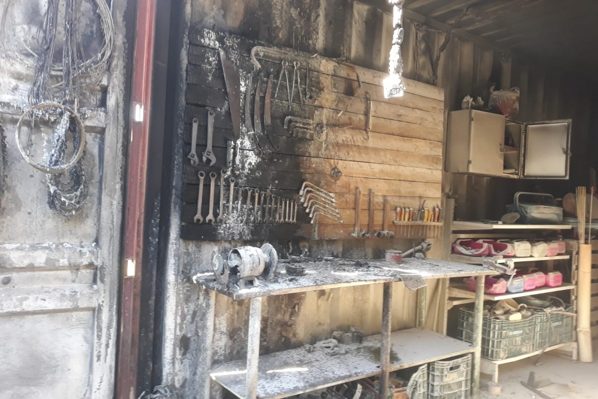 Máquina de solda provoca incêndio em oficina de Jacinto Machado
