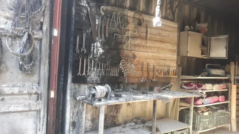 Máquina de solda provoca incêndio em oficina de Jacinto Machado