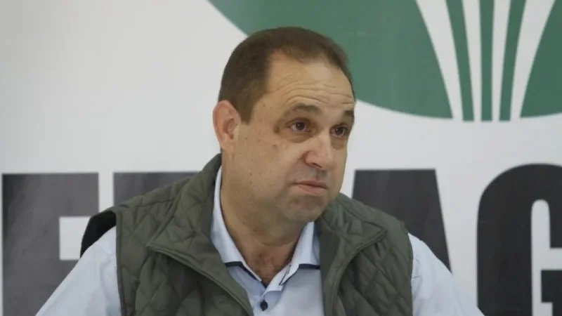 Produtores farão protesto contra importação de leite
