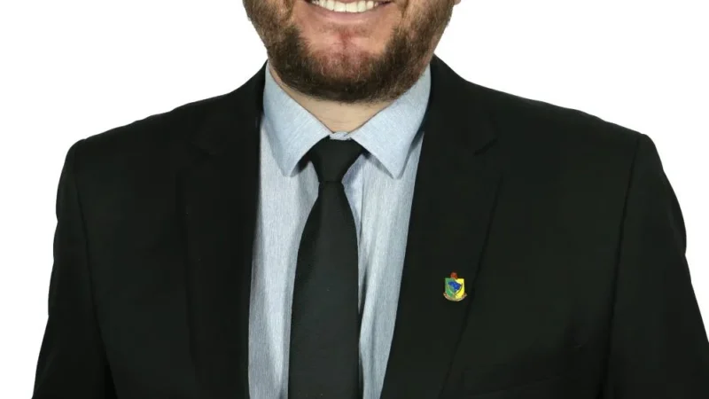 Vereador Samuca propõe título de cidadania honorária ao prefeito de Meleiro