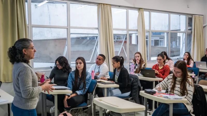 Como conseguir bolsa em universidade privadas de SC pelo FUMDES