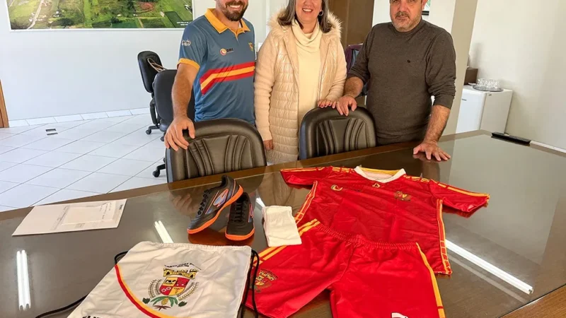 Santa Rosa do Sul prepara entrega de kit atleta a alunos do município
