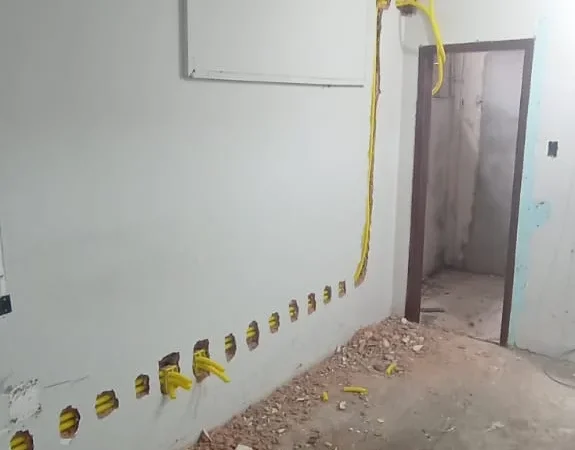 As melhorias no prédio da prefeitura continuam