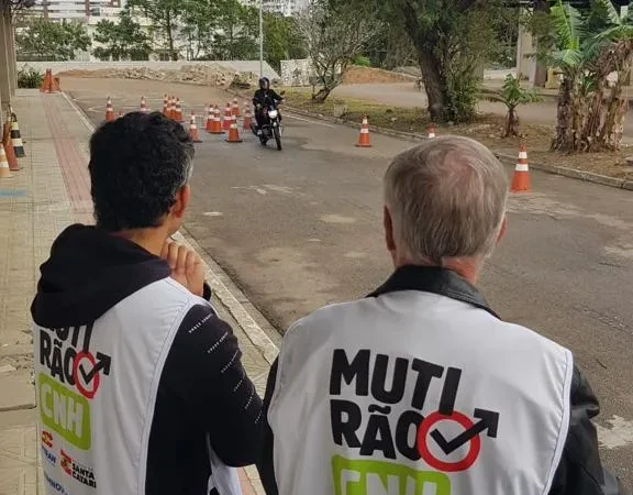 Mutirão de Exames Práticos em Araranguá do DETRAN/SC 