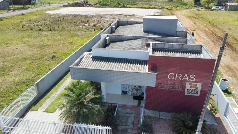 Iniciada construção de quadra poliesportiva no Parque Rosita