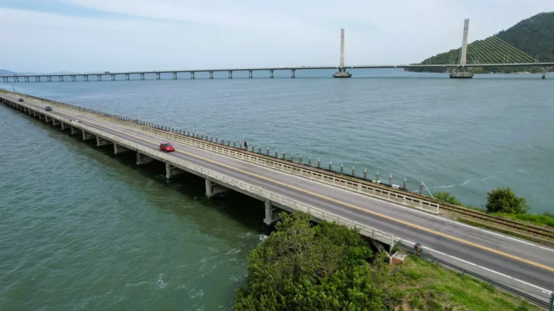 Obras de melhorias na ponte Cabeçudas altera fluxo local