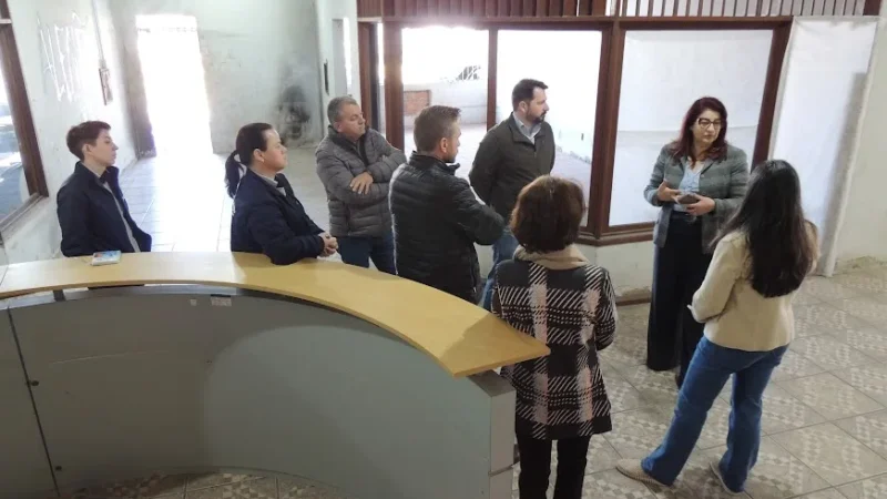 “Amai-vos uns aos Outros” recebe visita de diretora da Abadeus e primeira-dama de Araranguá
