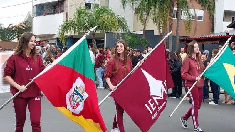 Sombrio leva 57 delegações ao Desfile Cívico