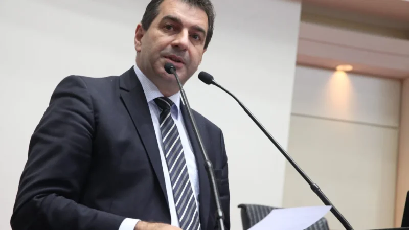 Pelo estado: A bancada catarinense tem que trabalhar em prol do Estado e isso é questão preponderante na política