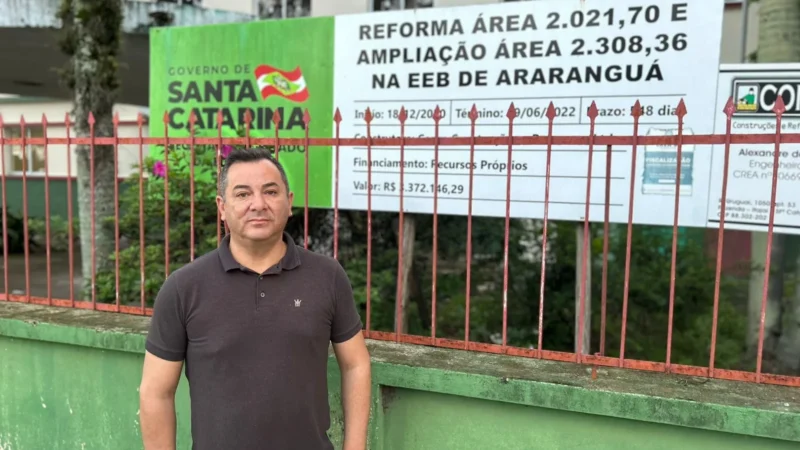 Vereador Jair aprova requerimento para esclarecer situação da obra da reforma da Escola de Educação Básica de Araranguá